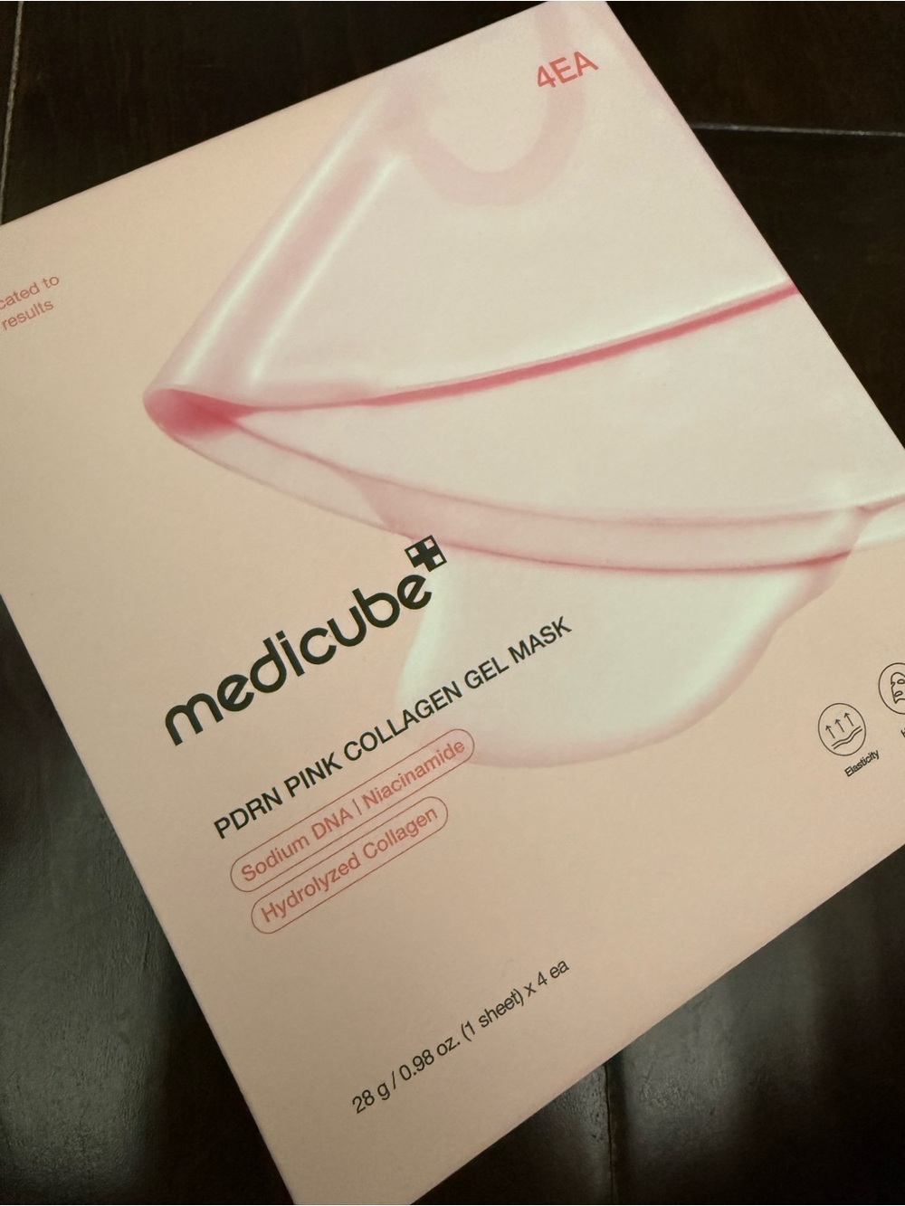 New Medicube PDRN Pink Collagen with Niacinamide Gel Mask (set of 4)
